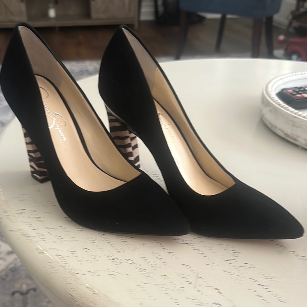 Jessica Simpson‎ Black Heels with Zebra Print 8 1/2